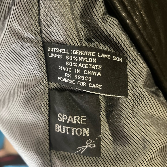 Roundtree & Yorke Black Leather Jacket - Picture 3 of 7